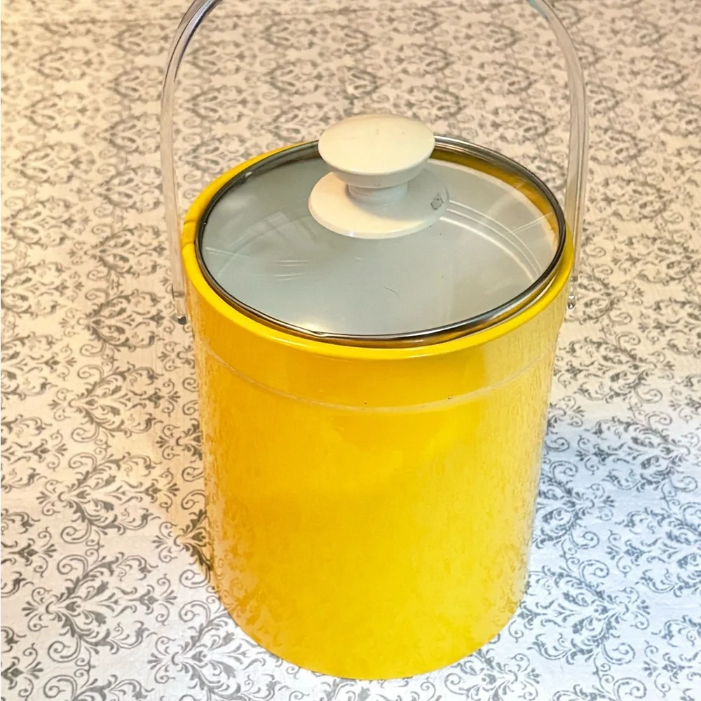 Vintage MCM Yellow Ice Bucket Lucite Retro canary Barware Party Lidded